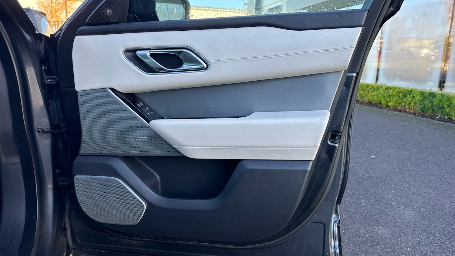 Used Land Rover Range Rover Velar 2020 for sale - 76884733: Photo 29