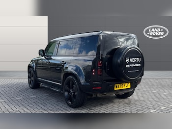 Used Land Rover Defender 2025 for sale - 79017659: Photo