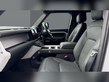 Used Land Rover Defender 2025 for sale - 78251622: Photo