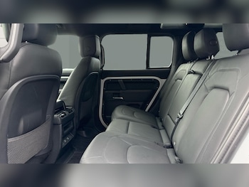 Used Land Rover Defender 2025 for sale - 78251622: Photo