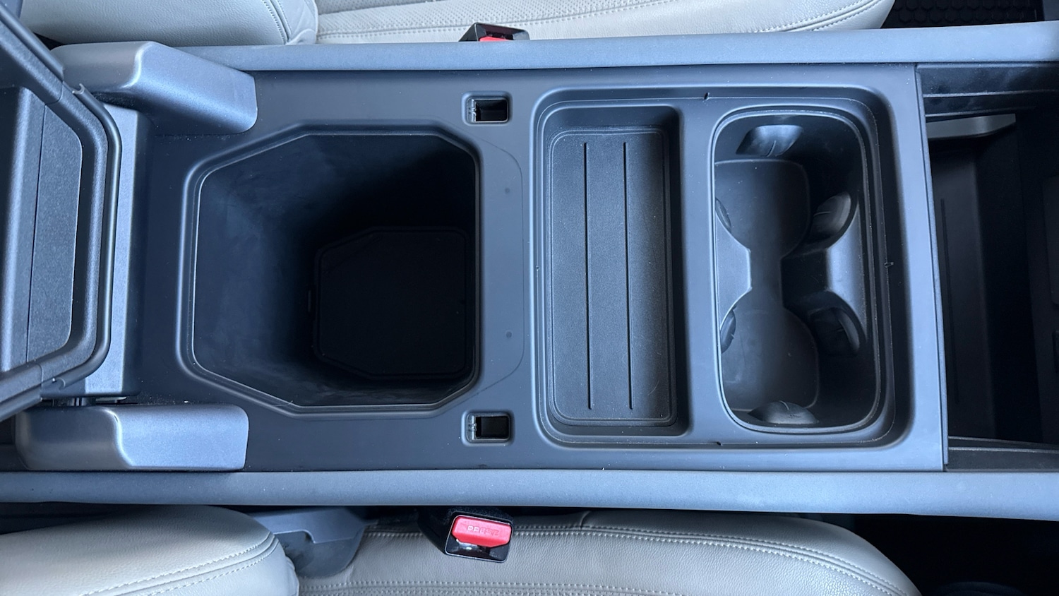 Used Land Rover Defender 2021 for sale - 76627756: Photo 38