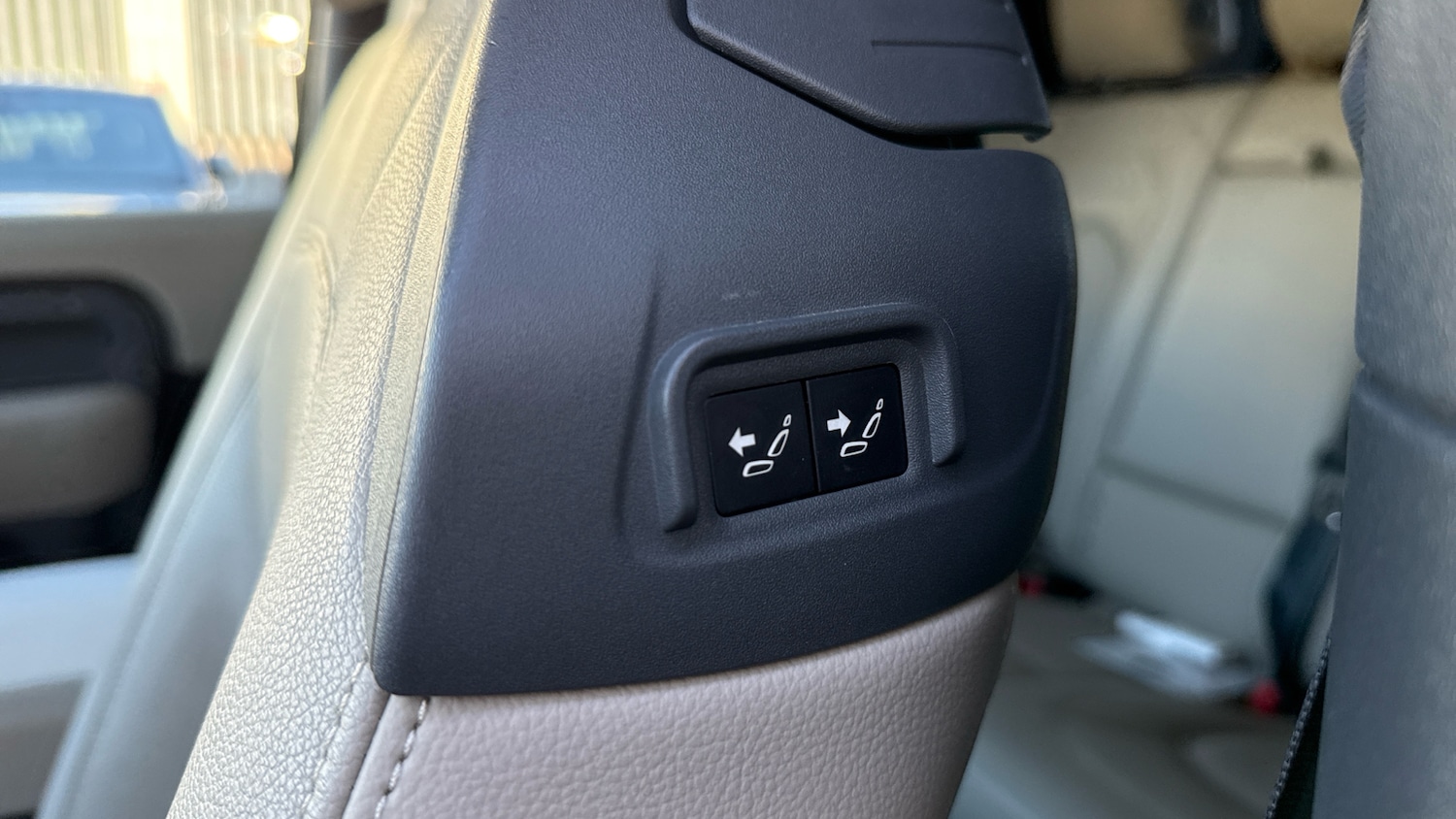 Used Land Rover Defender 2021 for sale - 76627756: Photo 42