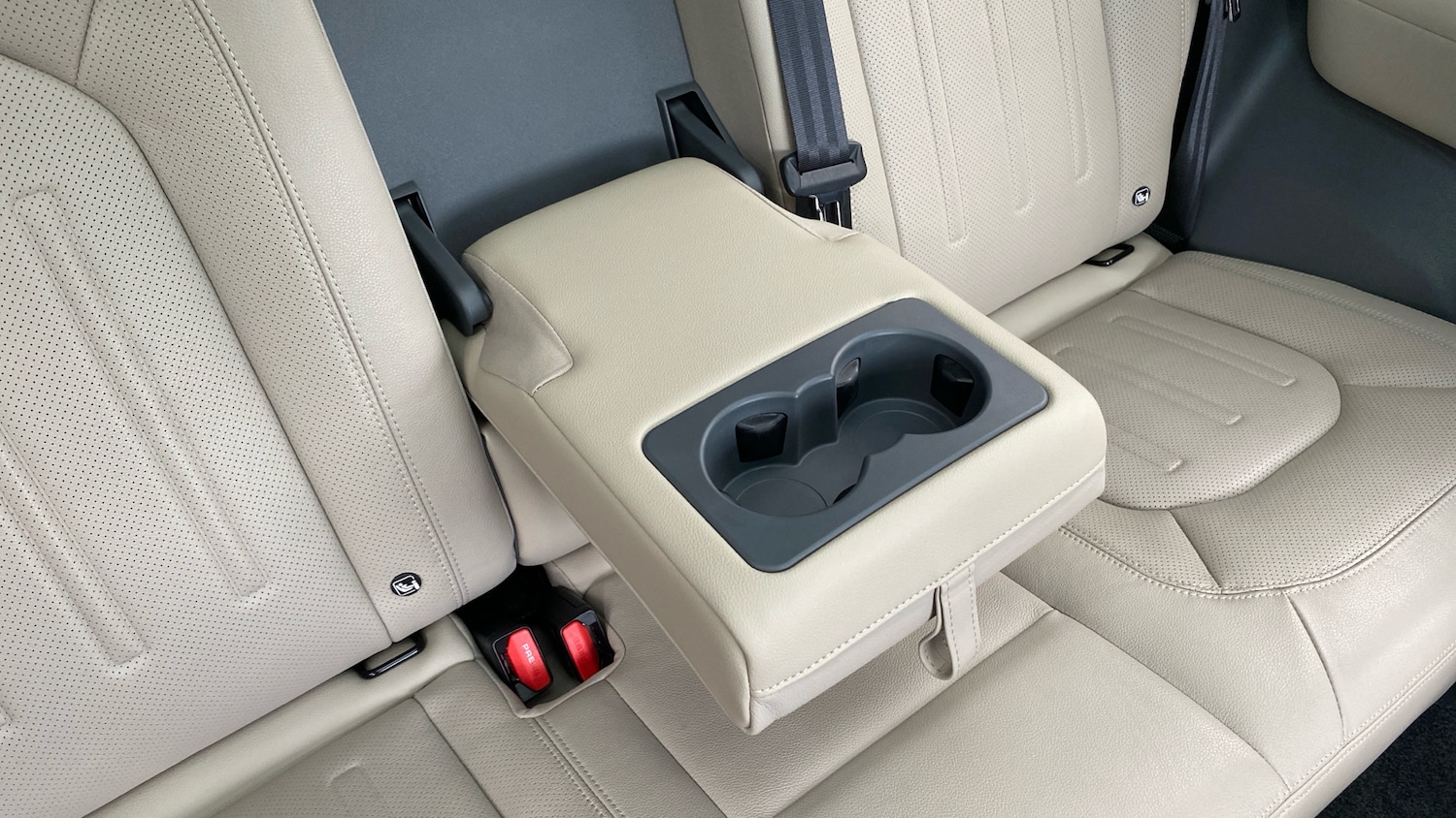 Used Land Rover Defender 2021 for sale - 76627756: Photo 47