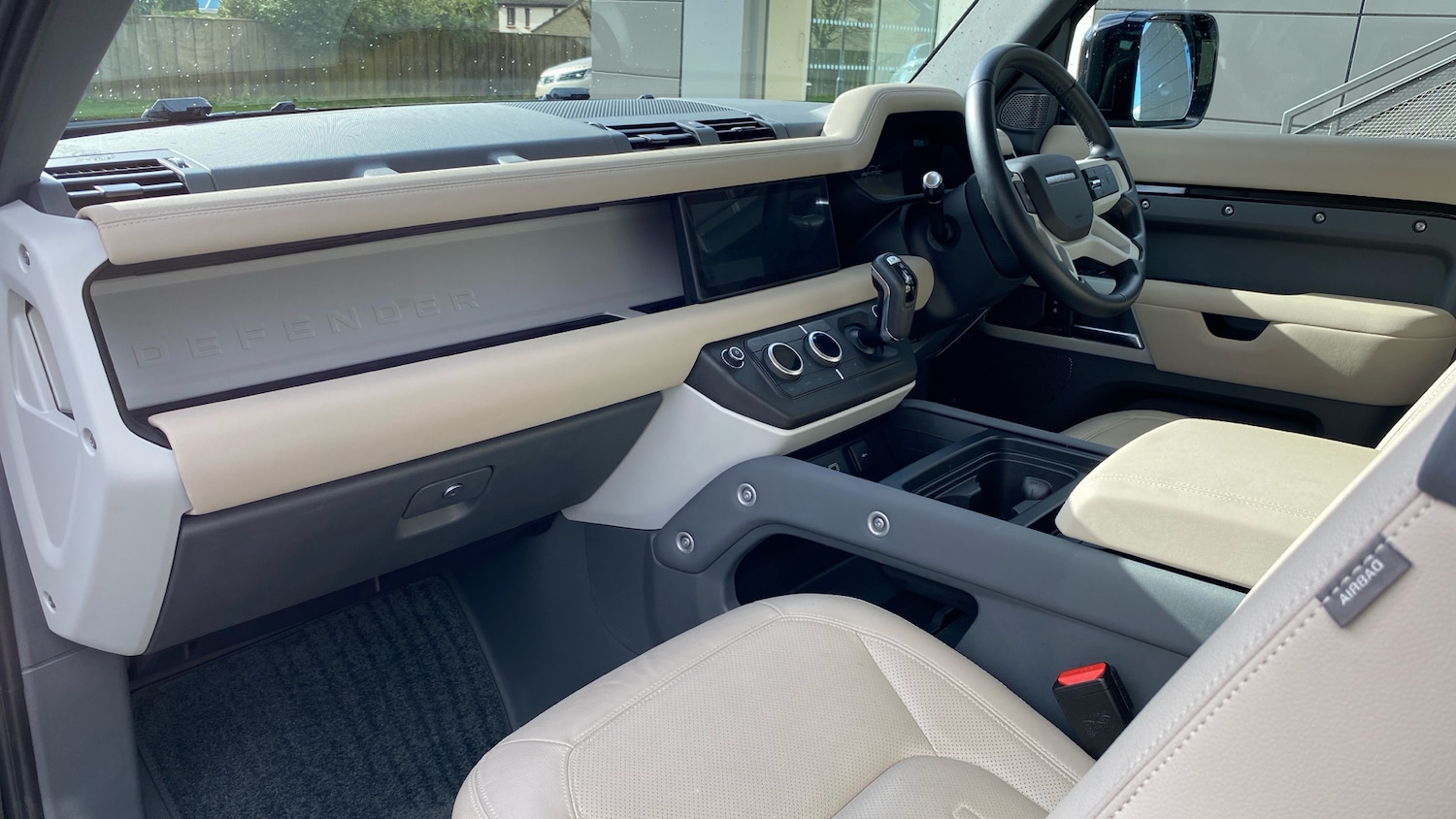 Used Land Rover Defender 2021 for sale - 76627756: Photo 62