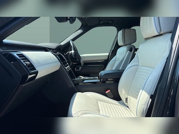 Used Land Rover Discovery 2019 for sale - 79216454: Photo