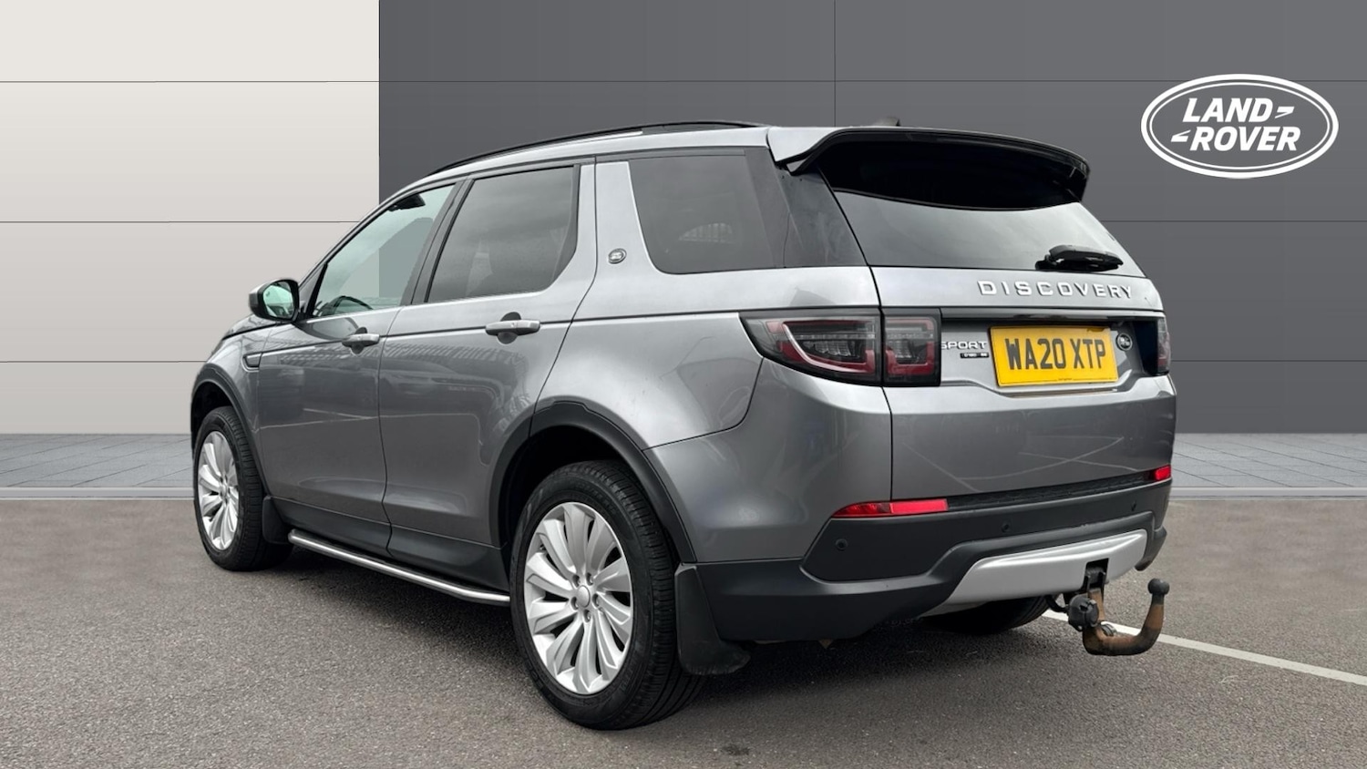 Used Land Rover Discovery Sport 2020 for sale - 76413219: Photo 2