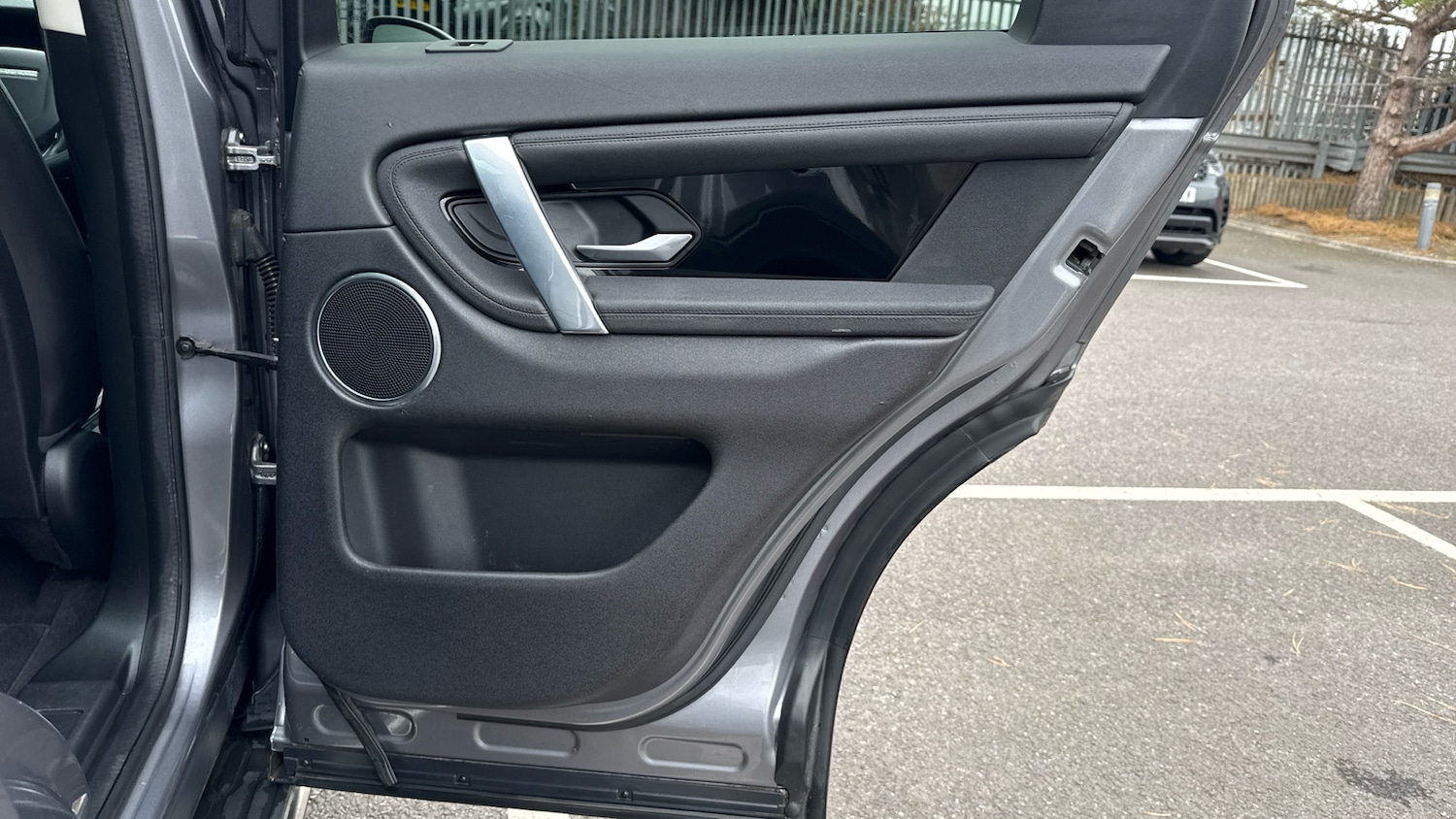 Used Land Rover Discovery Sport 2020 for sale - 76413219: Photo 36