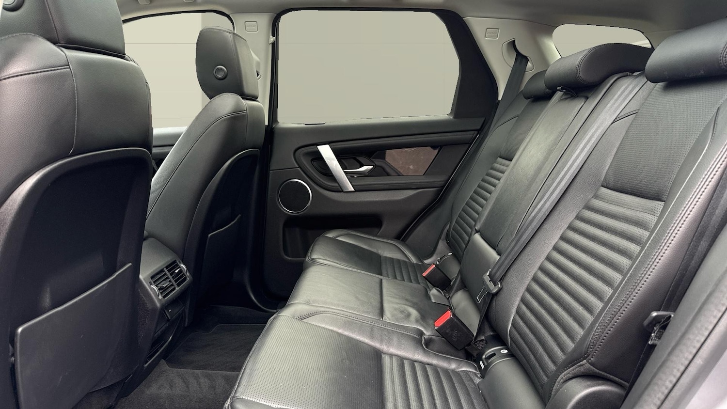 Used Land Rover Discovery Sport 2020 for sale - 76413219: Photo 4