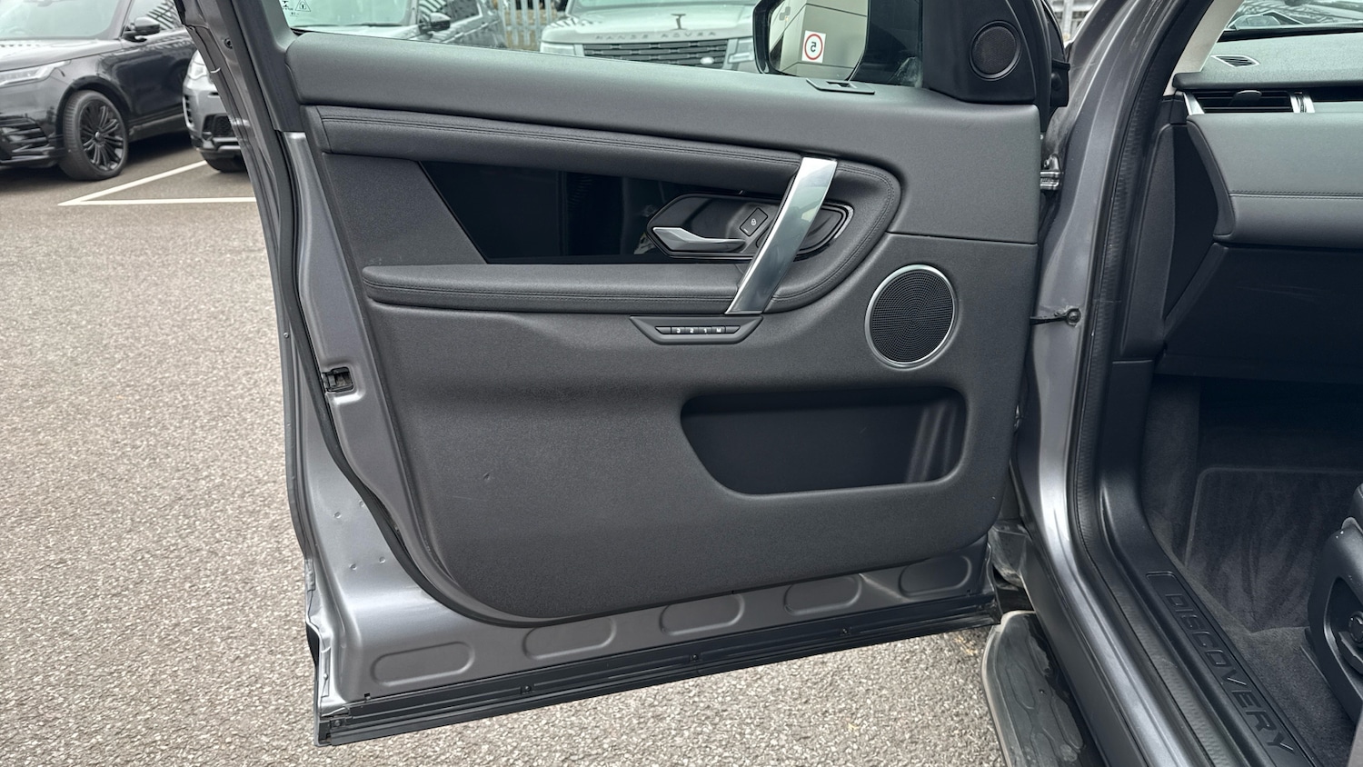 Used Land Rover Discovery Sport 2020 for sale - 76413219: Photo 43