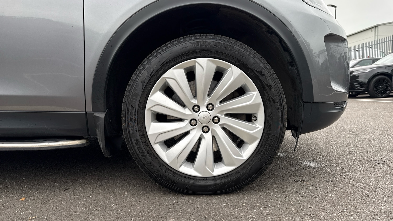 Used Land Rover Discovery Sport 2020 for sale - 76413219: Photo 8