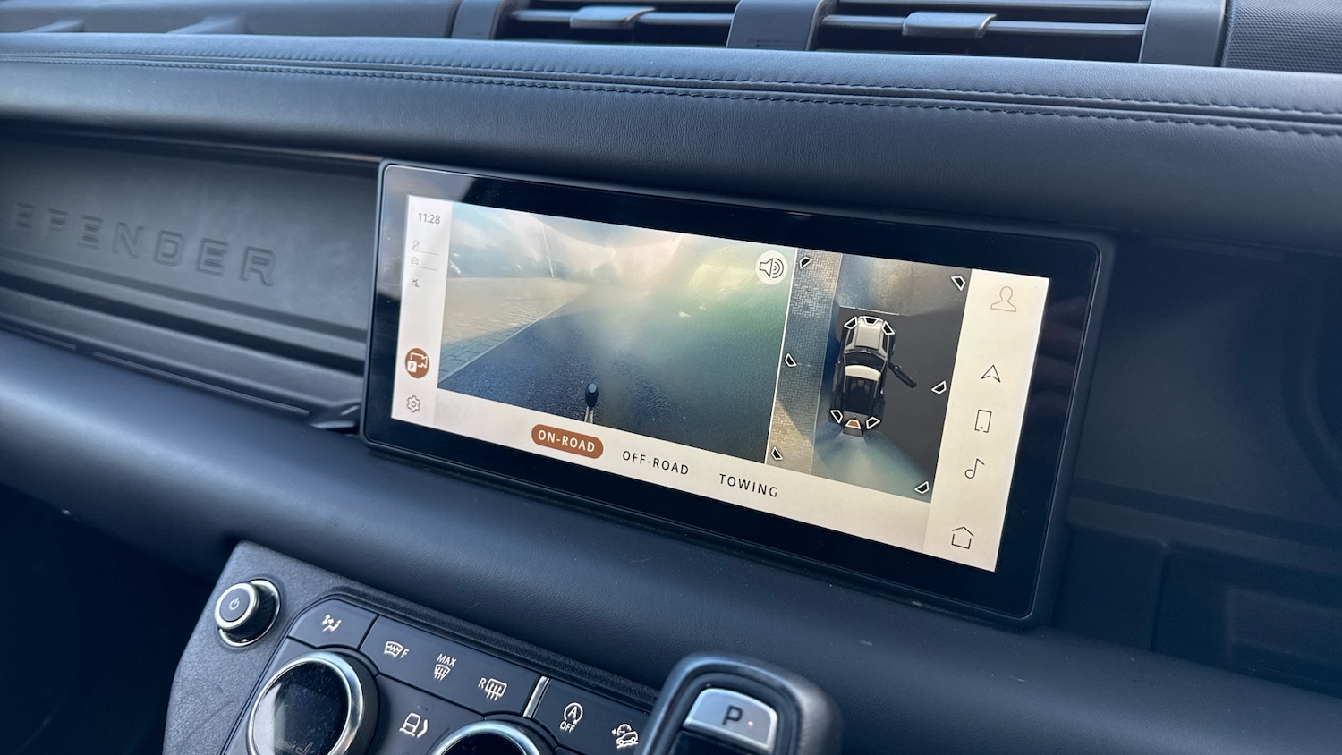 Used Land Rover Defender 2021 for sale - 76792867: Photo 12