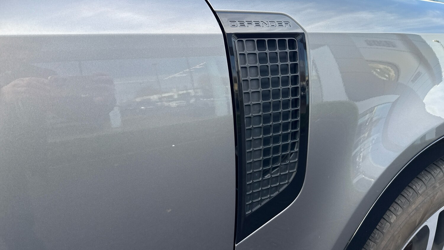 Used Land Rover Defender 2021 for sale - 76792867: Photo 24