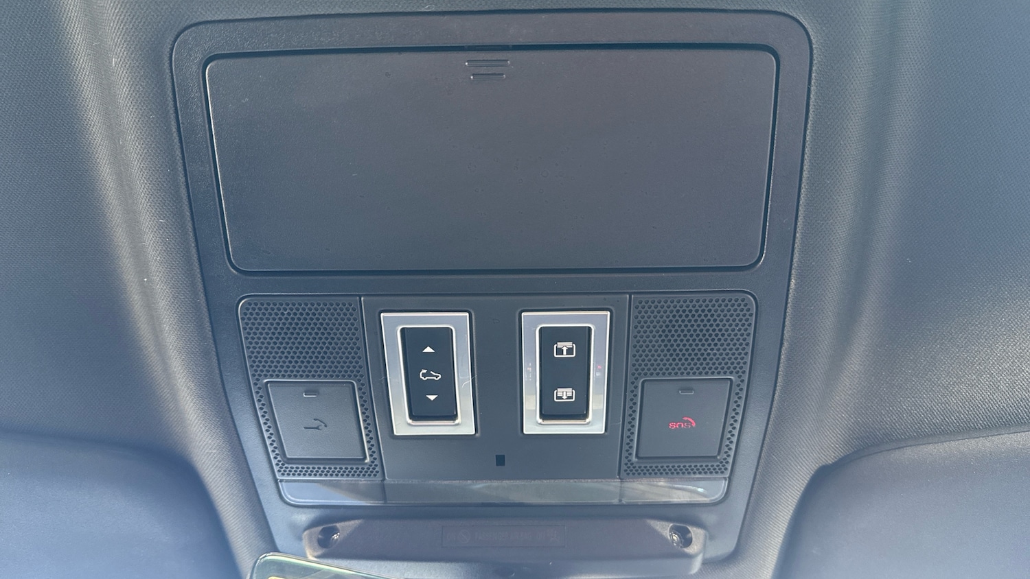 Used Land Rover Defender 2021 for sale - 76792867: Photo 36