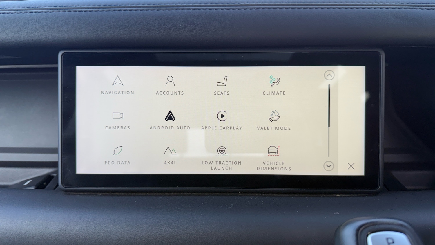 Used Land Rover Defender 2021 for sale - 76792867: Photo 37