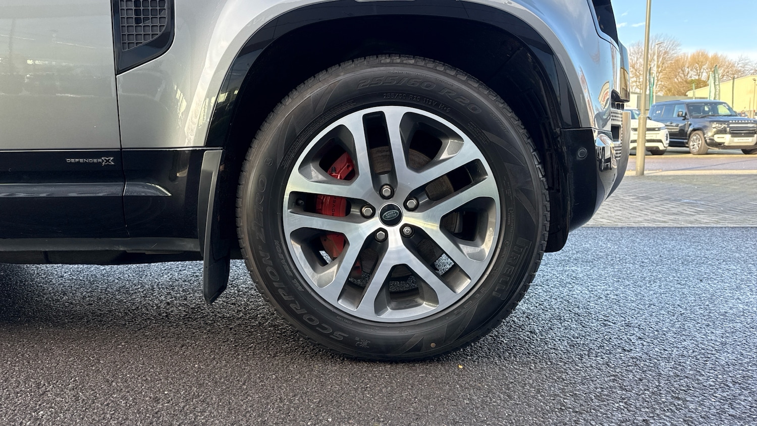 Used Land Rover Defender 2021 for sale - 76792867: Photo 8