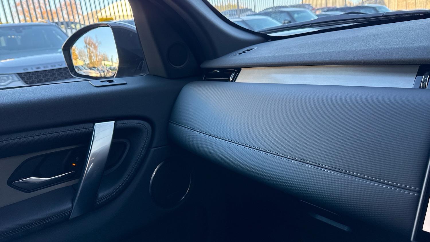 Used Land Rover Discovery Sport 2025 for sale - 76568361: Photo 26