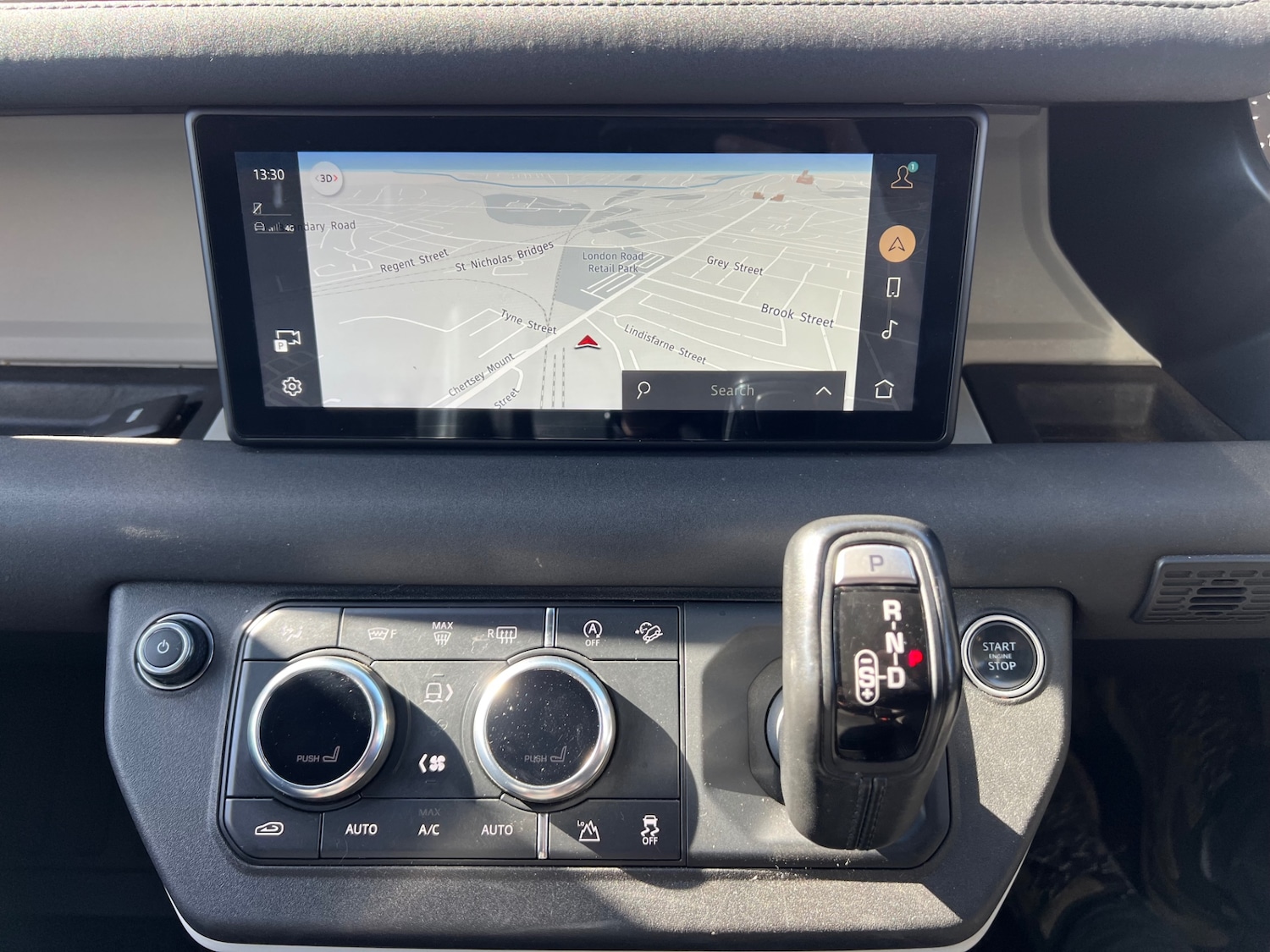 Used Land Rover Defender 2021 for sale - 77930949: Photo 17