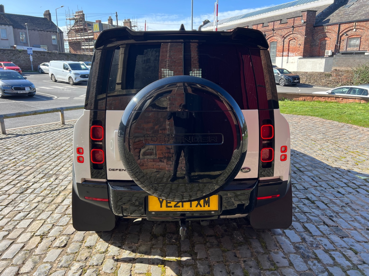 Used Land Rover Defender 2021 for sale - 77930949: Photo 6