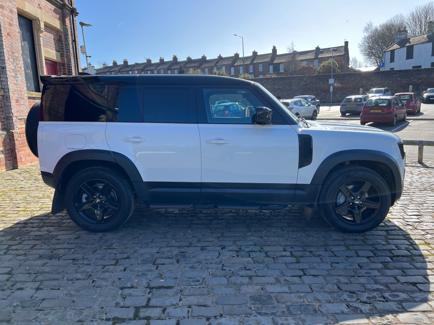 Used Land Rover Defender 2021 for sale - 77930949: Photo 9