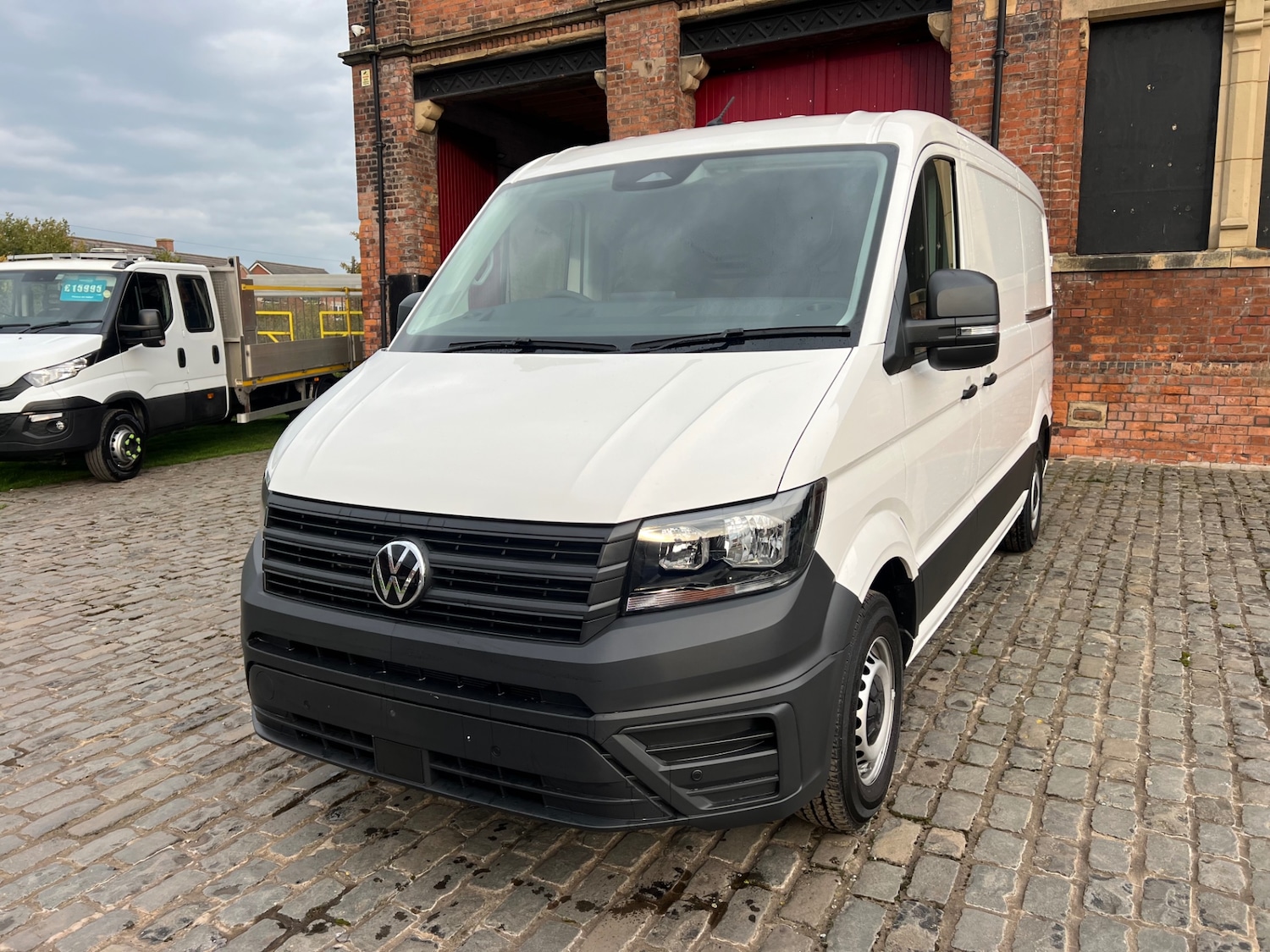 Used Volkswagen Crafter 2025 for sale - 76312635: Photo 1