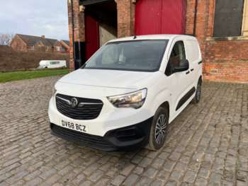 Used Vauxhall Combo 2019 for sale - 73915500: Photo