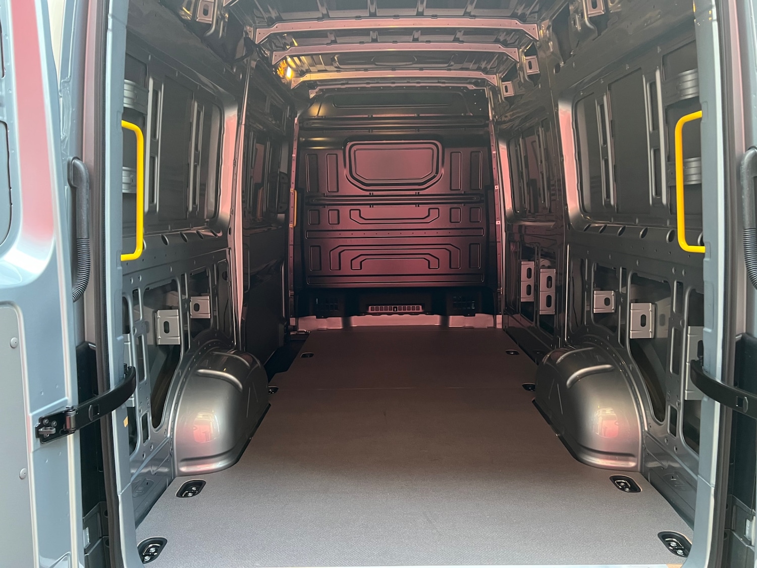 Used Volkswagen Crafter 2025 for sale - 77395124: Photo 13