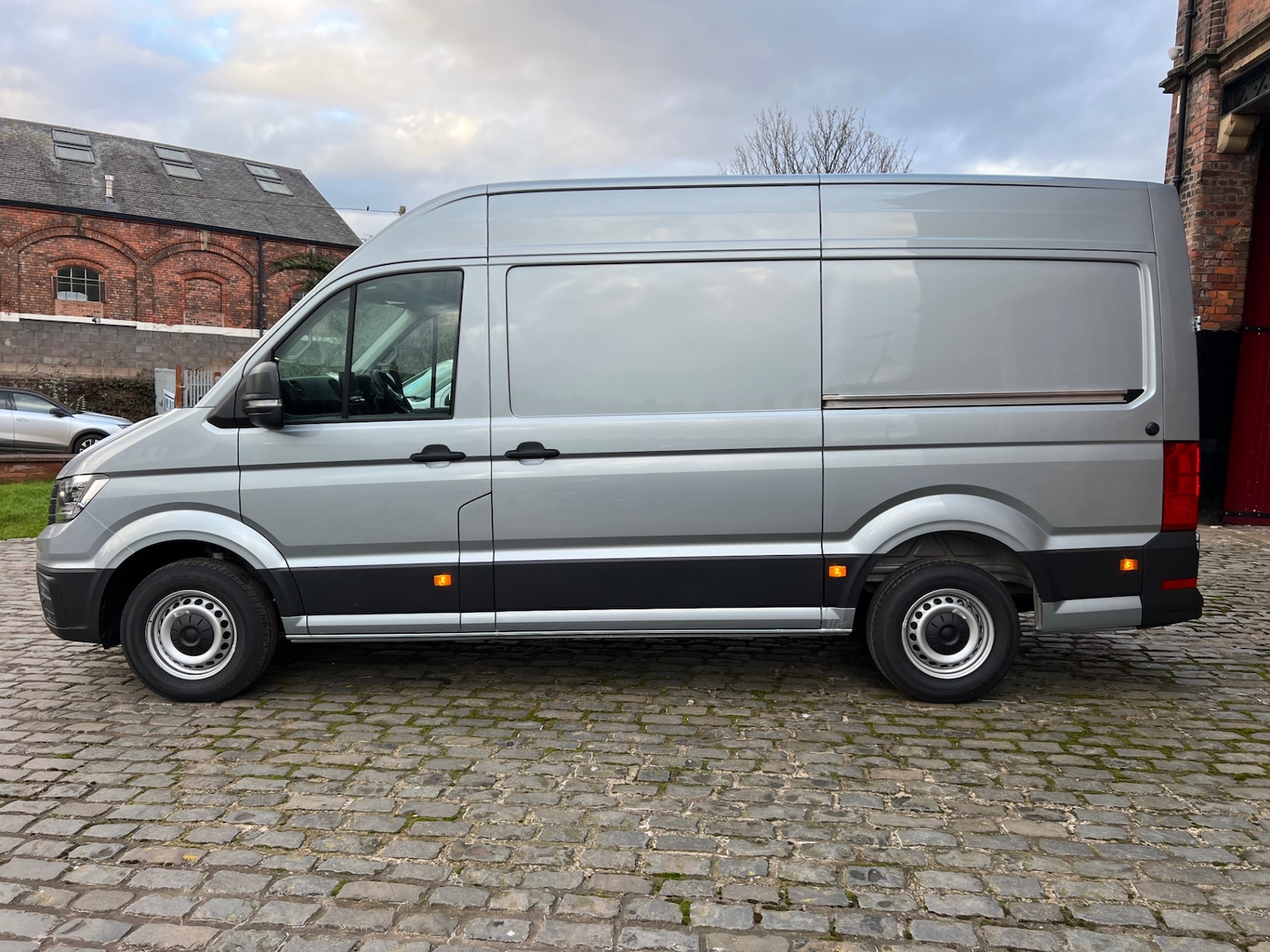 Used Volkswagen Crafter 2025 for sale - 77395124: Photo 3