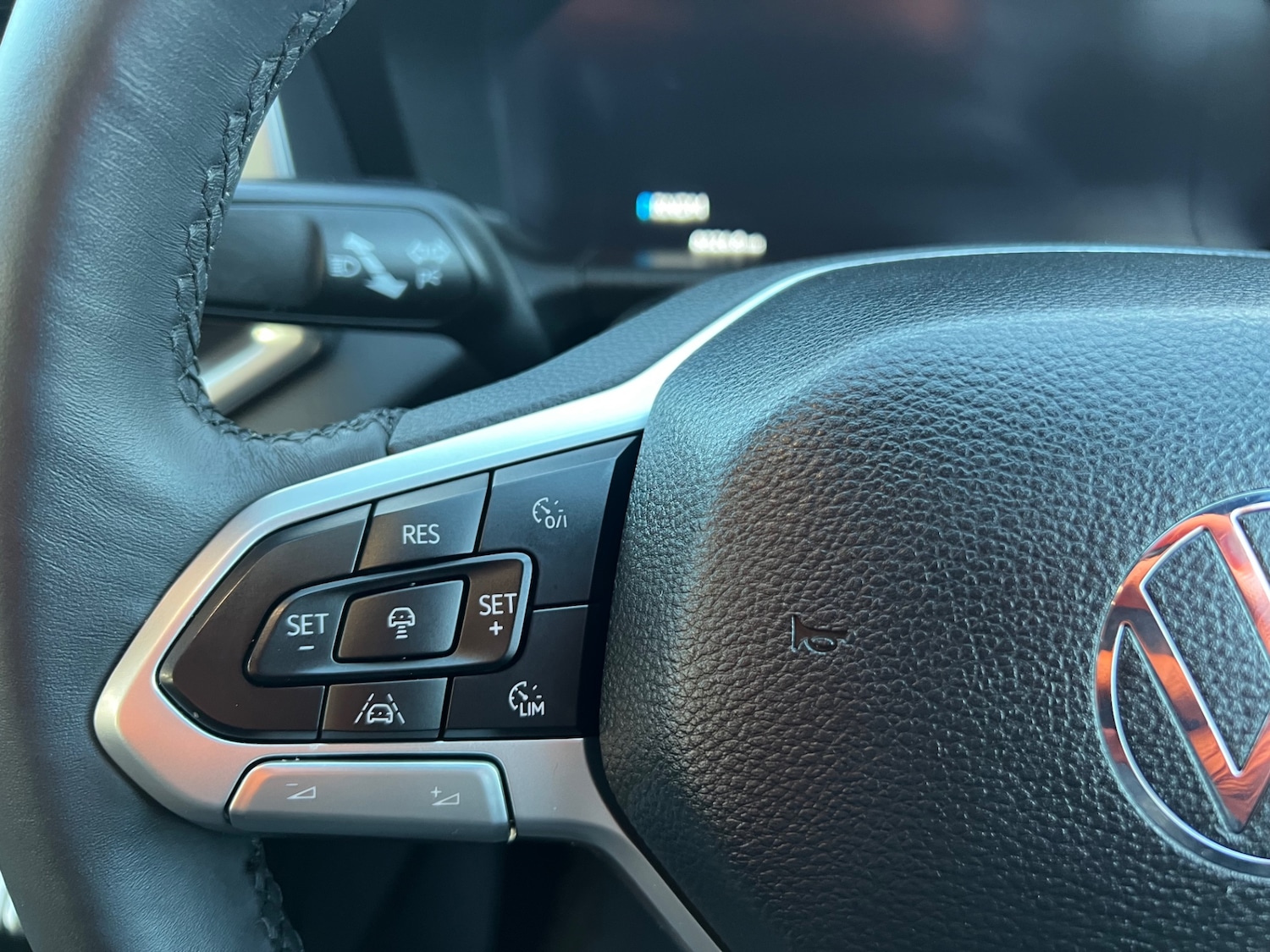 Used Volkswagen Amarok 2024 for sale - 77235391: Photo 20