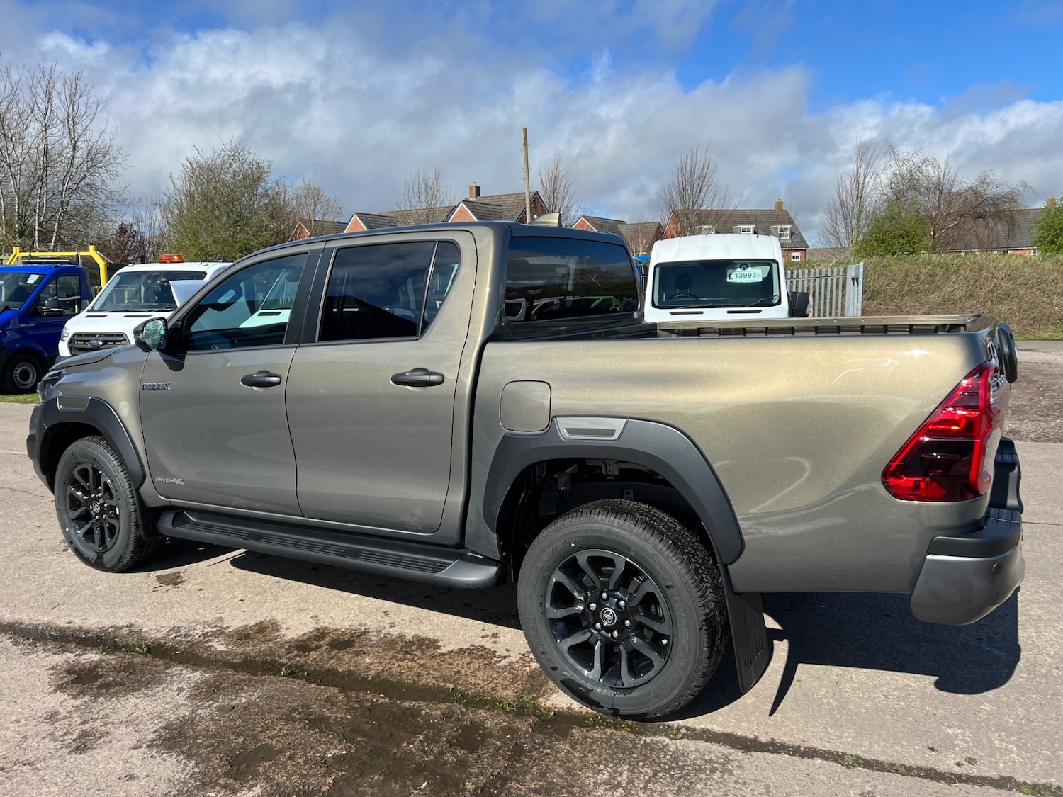Used Toyota Hilux 2026 for sale - 78125464: Photo 3