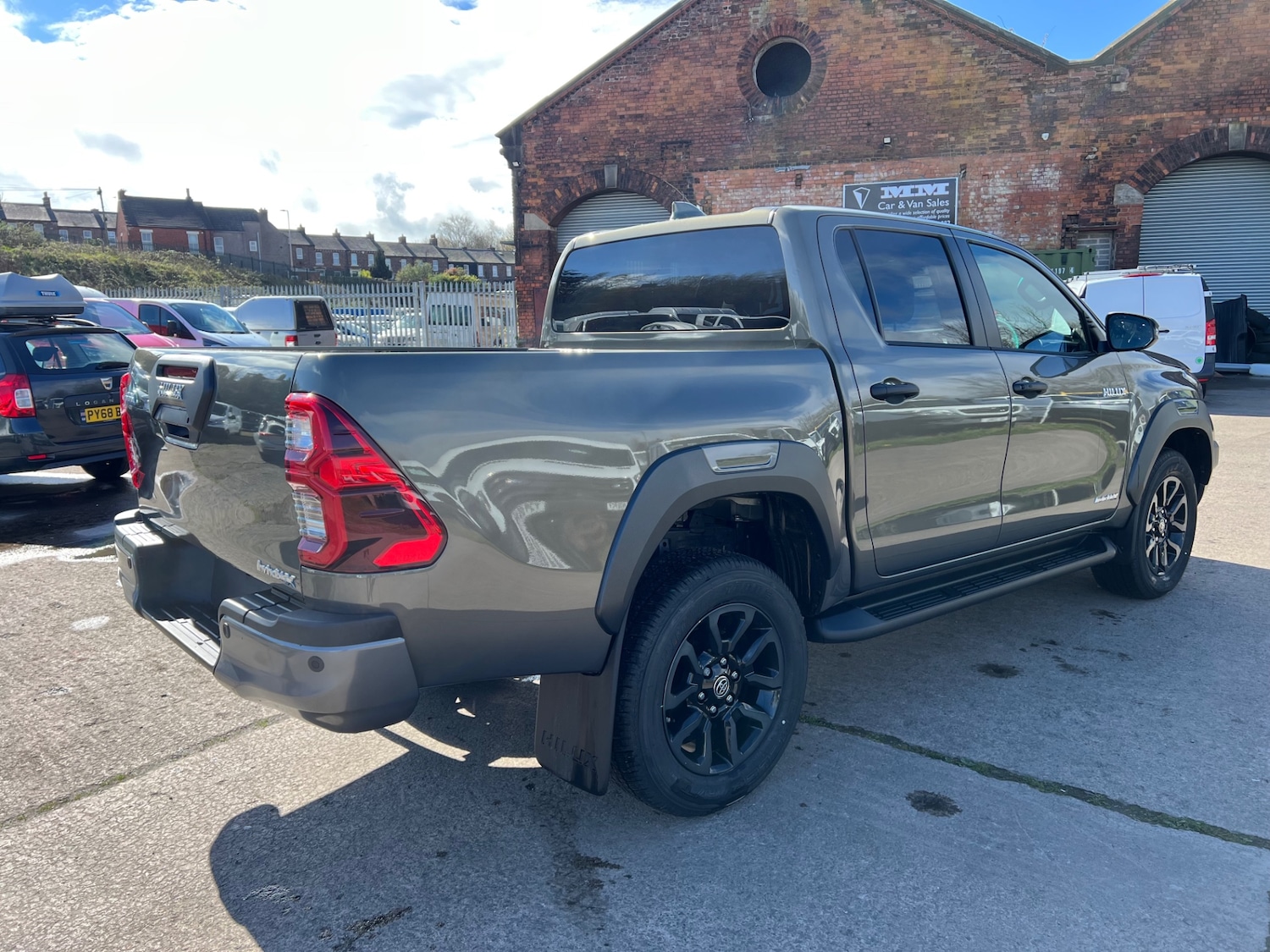 Used Toyota Hilux 2026 for sale - 78125464: Photo 4