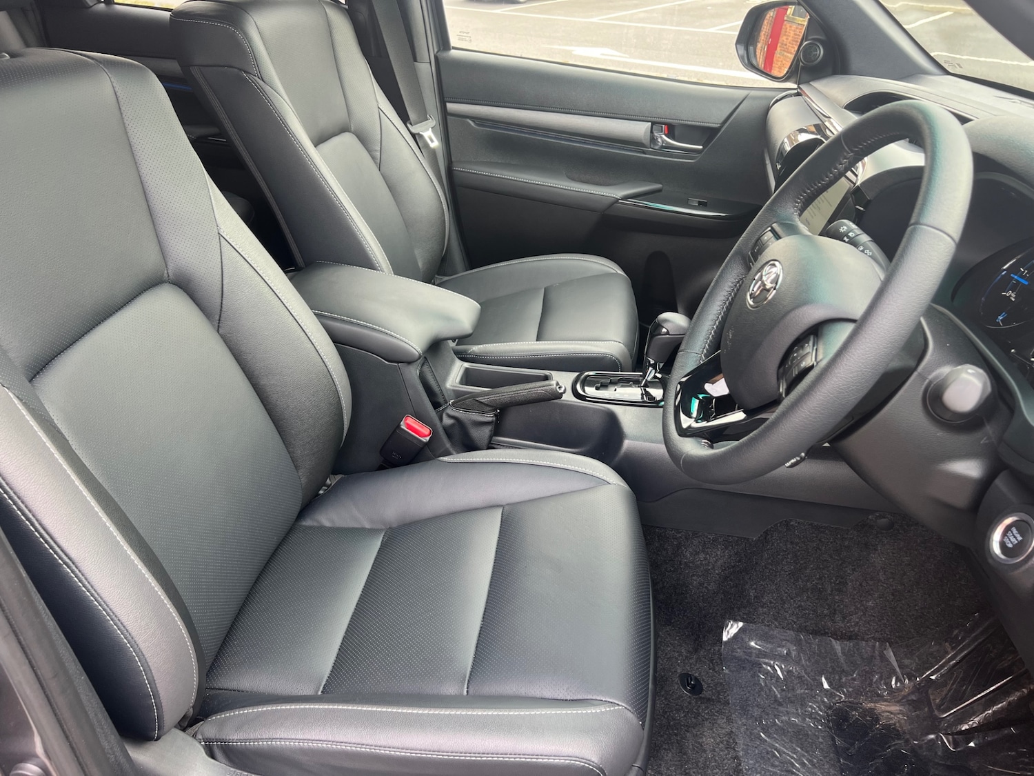 Used Toyota Hilux 2026 for sale - 78155519: Photo 15