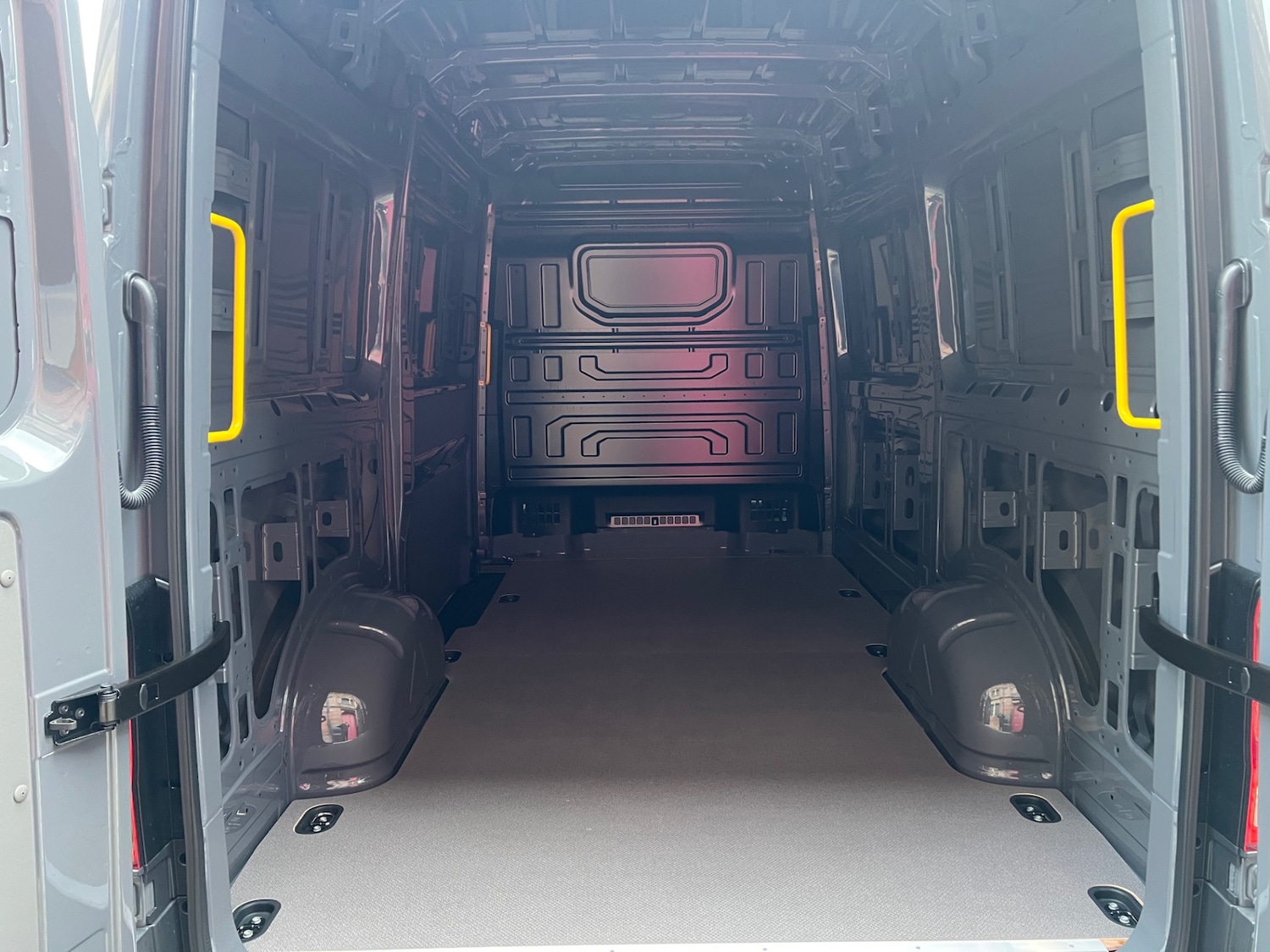 Used Volkswagen Crafter 2025 for sale - 77395121: Photo 14