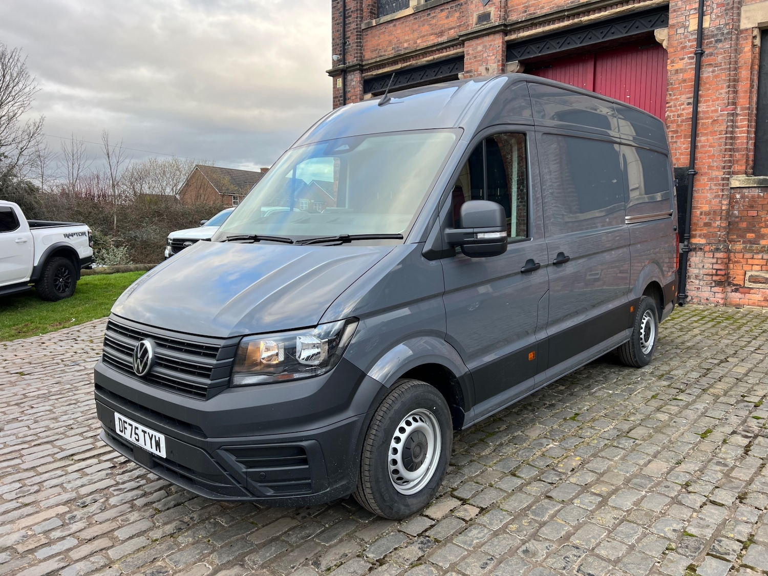 Used Volkswagen Crafter 2025 for sale - 77395121: Photo 2