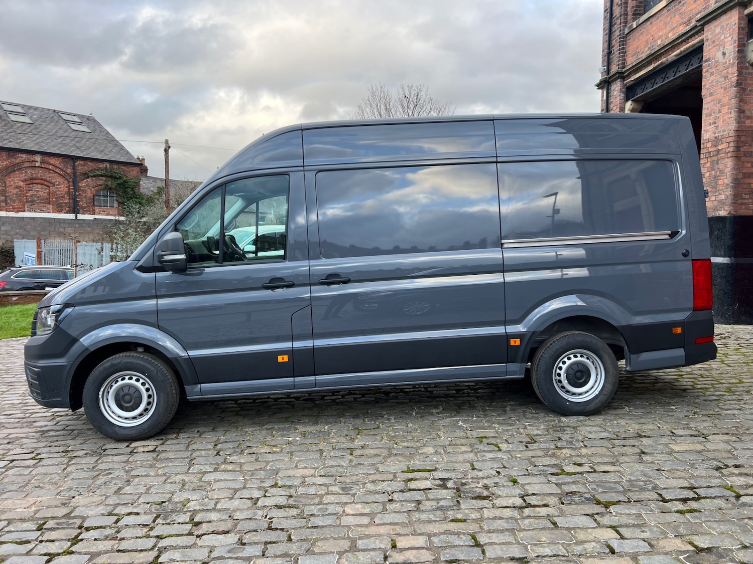 Used Volkswagen Crafter 2025 for sale - 77395121: Photo 3