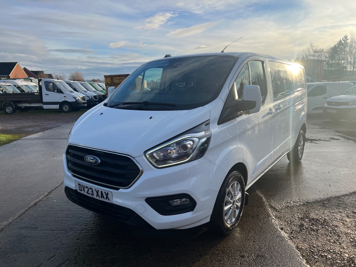 Used Ford Transit Custom 2023 for sale - 77234130: Photo 2