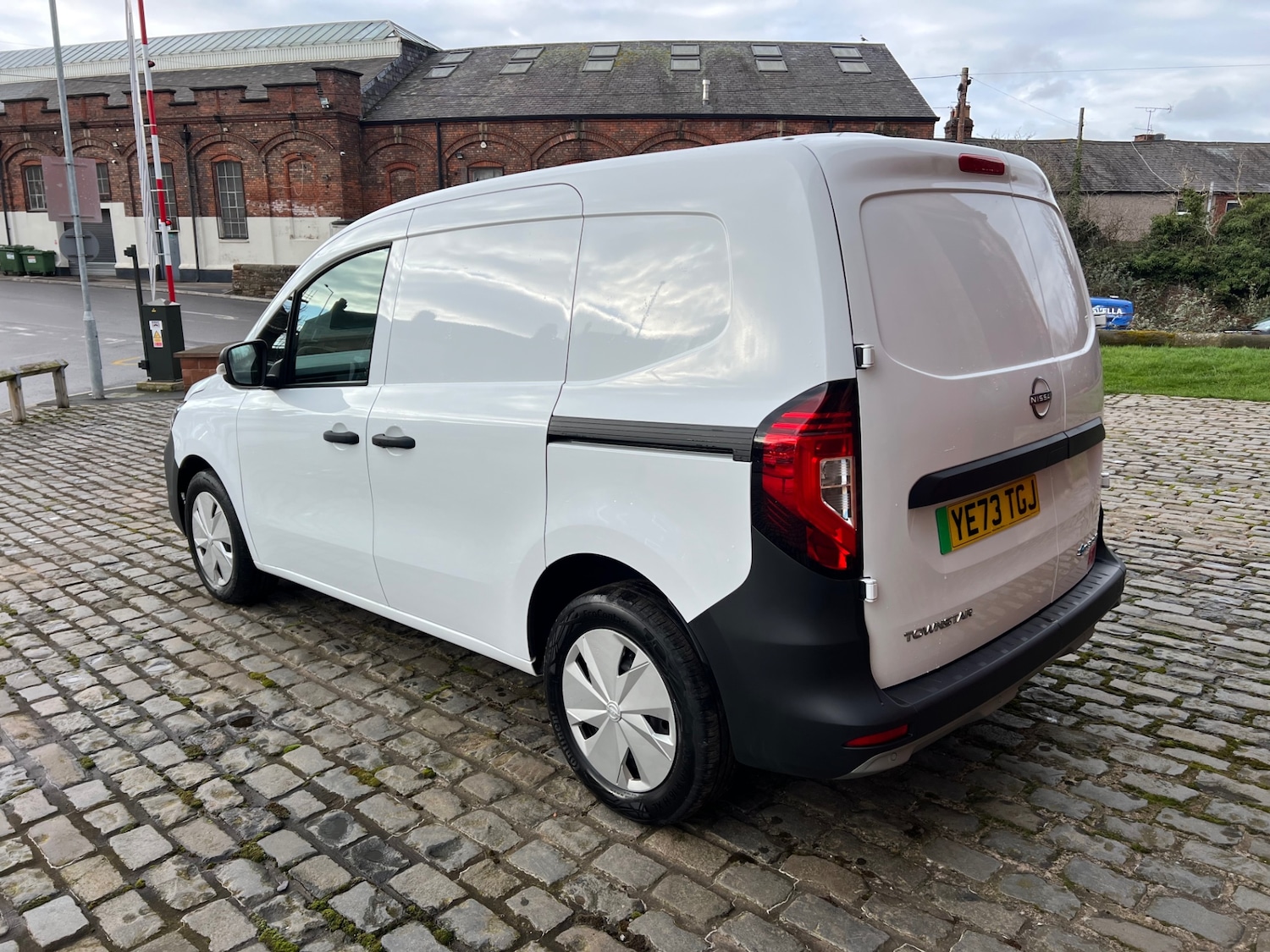 Used Nissan Other 2023 for sale - 77702933: Photo 5