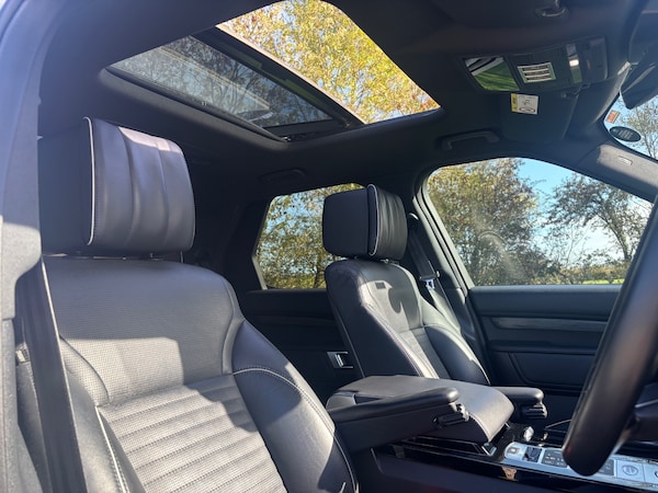 Used Land Rover Discovery 2017 for sale - 76187367: Photo 11