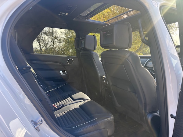 Used Land Rover Discovery 2017 for sale - 76187367: Photo 12
