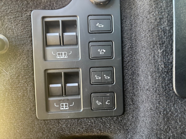 Used Land Rover Discovery 2017 for sale - 76187367: Photo 17