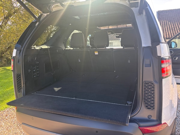 Used Land Rover Discovery 2017 for sale - 76187367: Photo 18