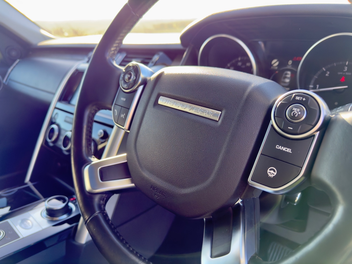 Used Land Rover Discovery 2017 for sale - 77227975: Photo 12