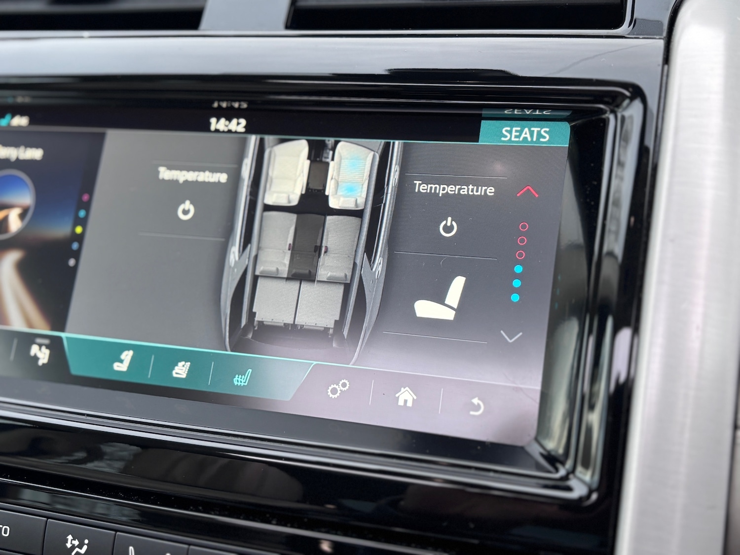 Used Land Rover Discovery 2018 for sale - 77038687: Photo 18