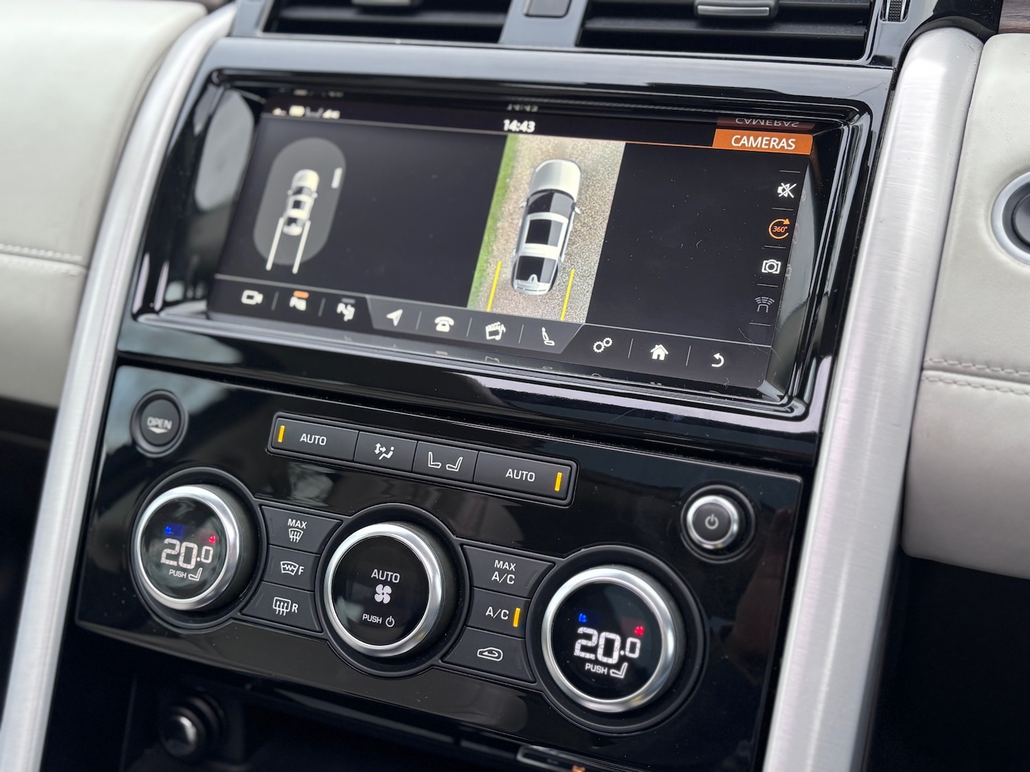 Used Land Rover Discovery 2018 for sale - 77038687: Photo 20