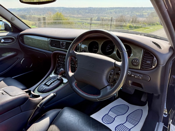 Used Jaguar XJ 2002 for sale - 74492954: Photo 12