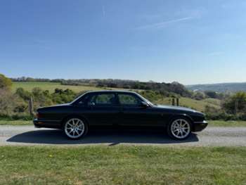 Used Jaguar XJ 2002 for sale - 74492954: Photo