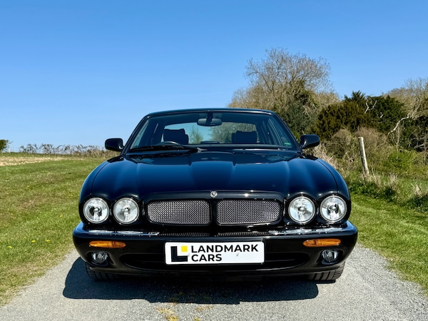 Used Jaguar XJ 2002 for sale - 74492954: Photo 7