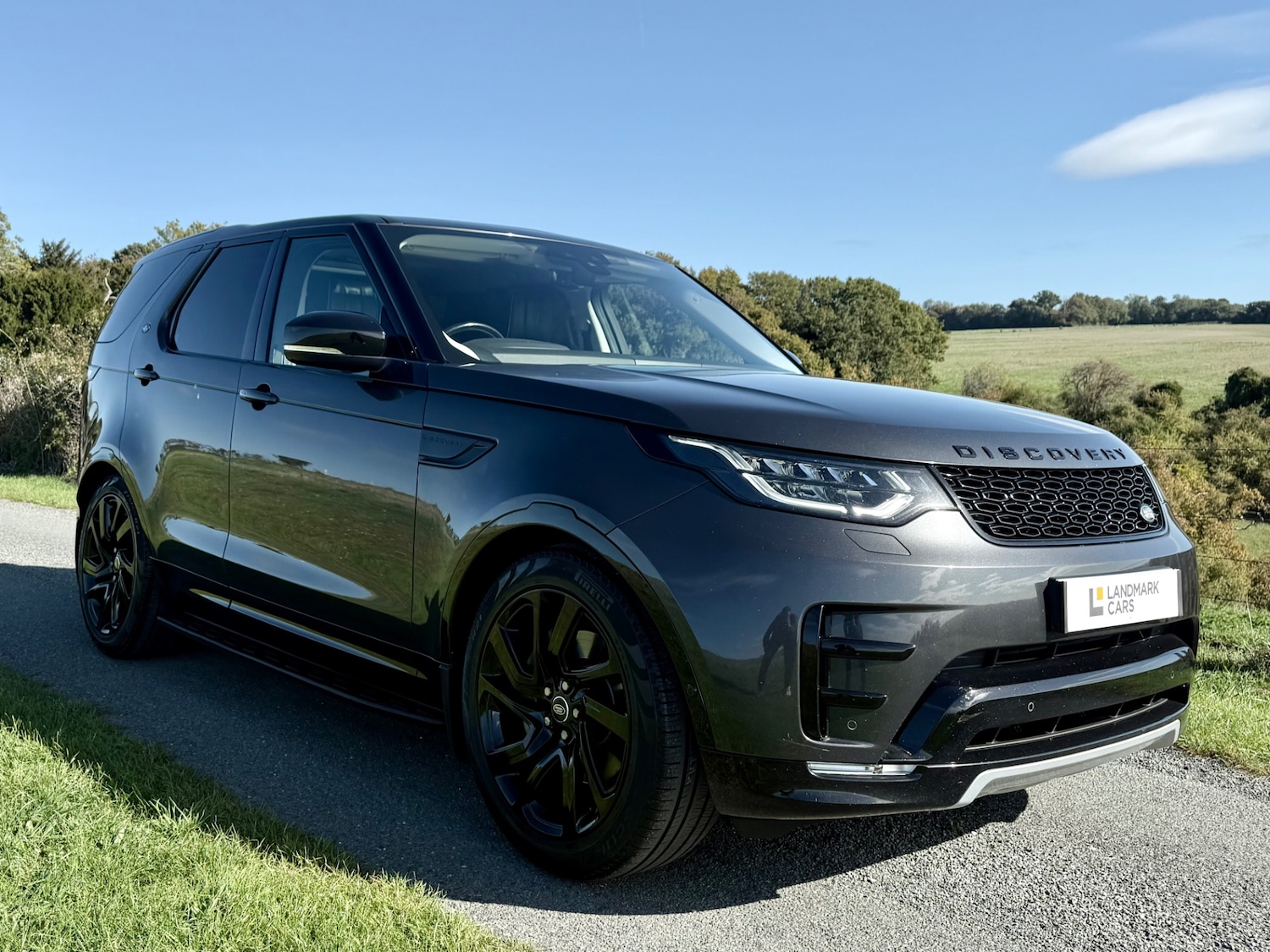 Used Land Rover Discovery 2019 for sale - 76192574: Photo 1