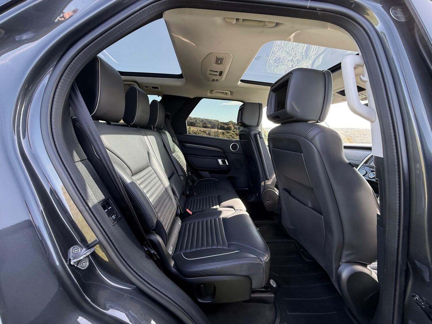 Used Land Rover Discovery 2019 for sale - 76192574: Photo 12