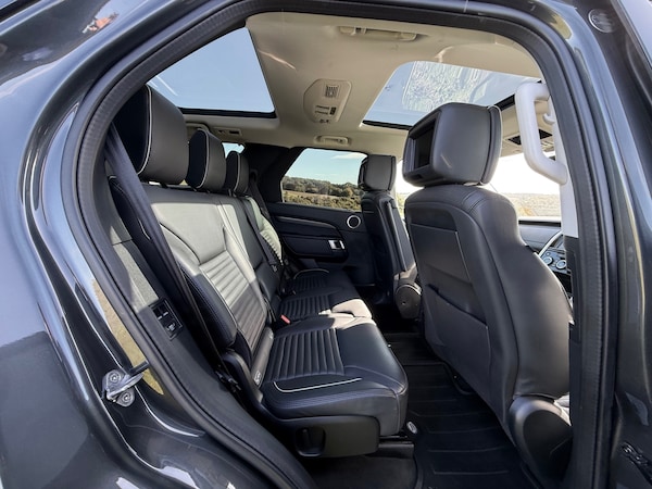Used Land Rover Discovery 2019 for sale - 76192574: Photo 15