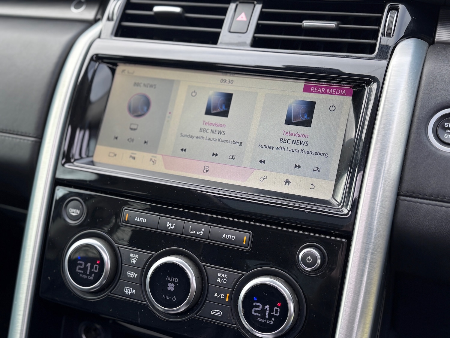 Used Land Rover Discovery 2018 for sale - 77897924: Photo 18